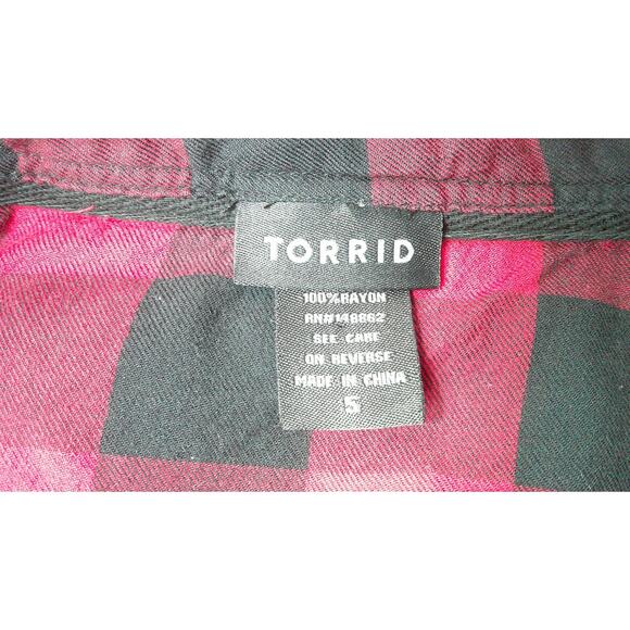 Torrid Button-down Shirt Red Buffalo Check Women's 5 - Picture 3 of 3